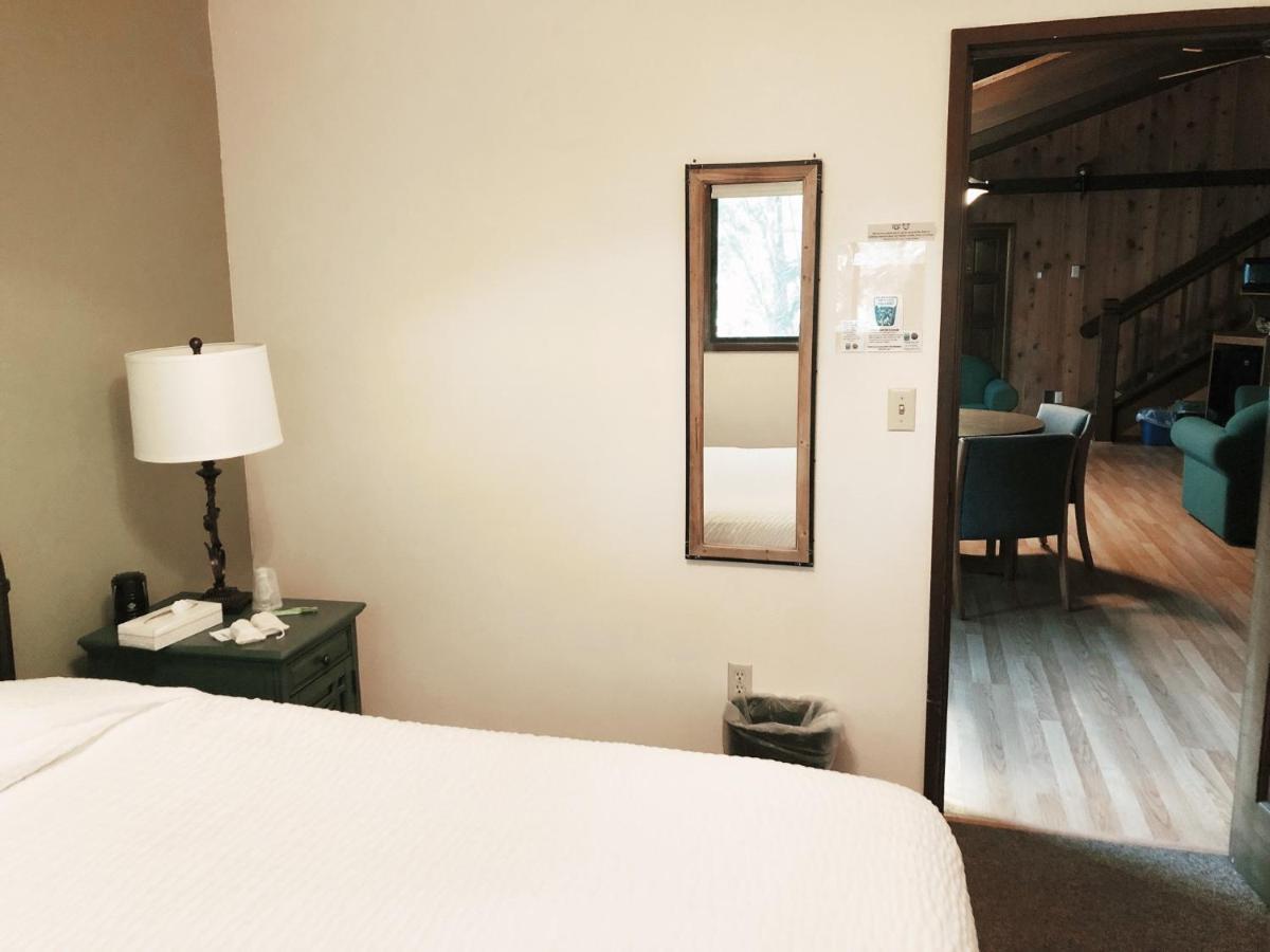 The Smith Creek Village Outdoor Hotel At Silver Falls State Park Sublimity Exterior photo