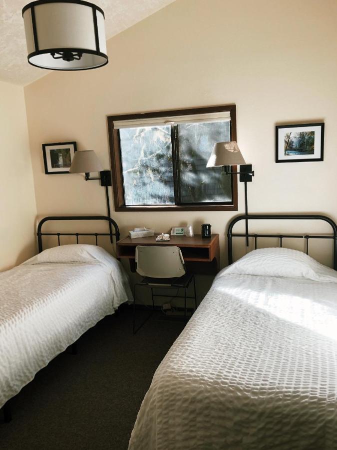 The Smith Creek Village Outdoor Hotel At Silver Falls State Park Sublimity Exterior photo